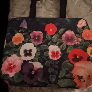 I would think it could be used for makeup or a pencil or pen case a brush case.